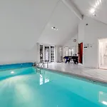 Large 14-person Pool House - 1004 Prázdninový dům