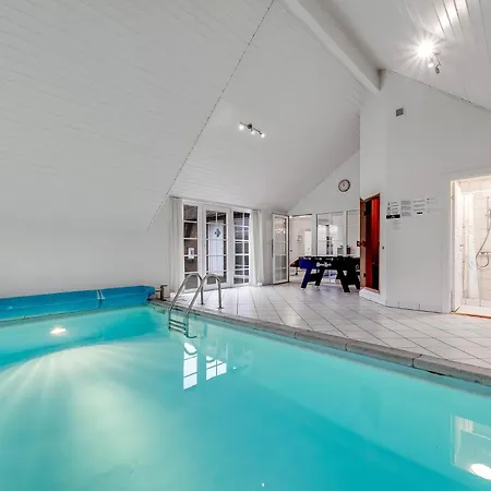 Large 14-person Pool House - 1004 בית נופש