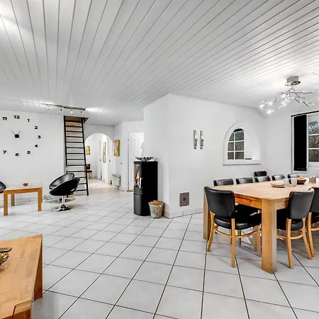 Holiday home Large 14-person Pool House - 1004 Ringkobing