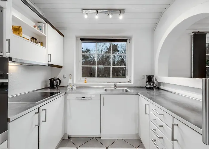 Large 14-person Pool House - 1004 度假居